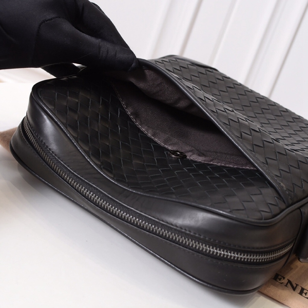 ボッテガヴェネタバッグ角部分ディテール